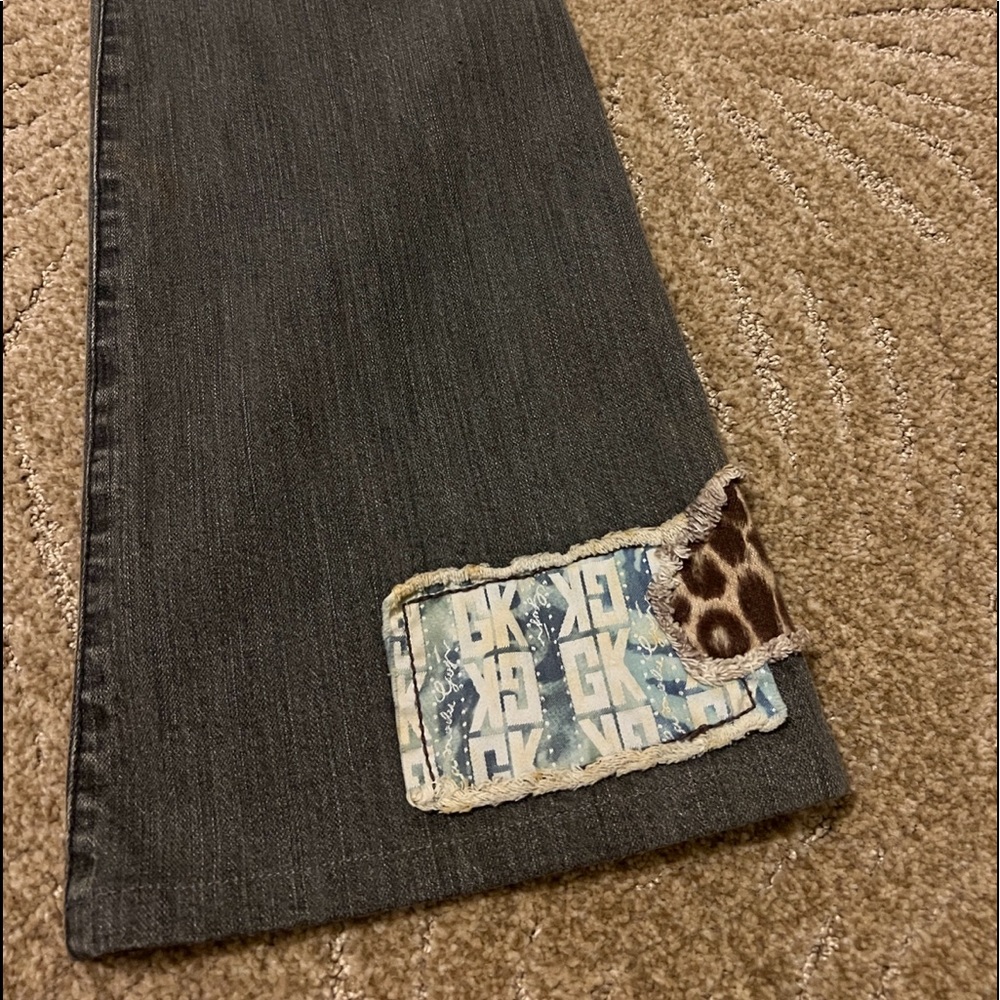 Leopard Ripped Jeans - Picture 10 of 14